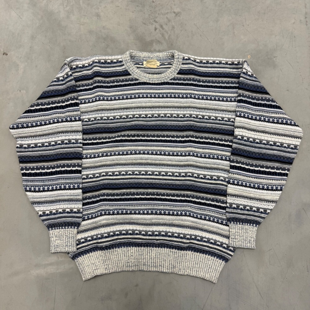 1990s vintage st. john's bay 3d knit sweater‎